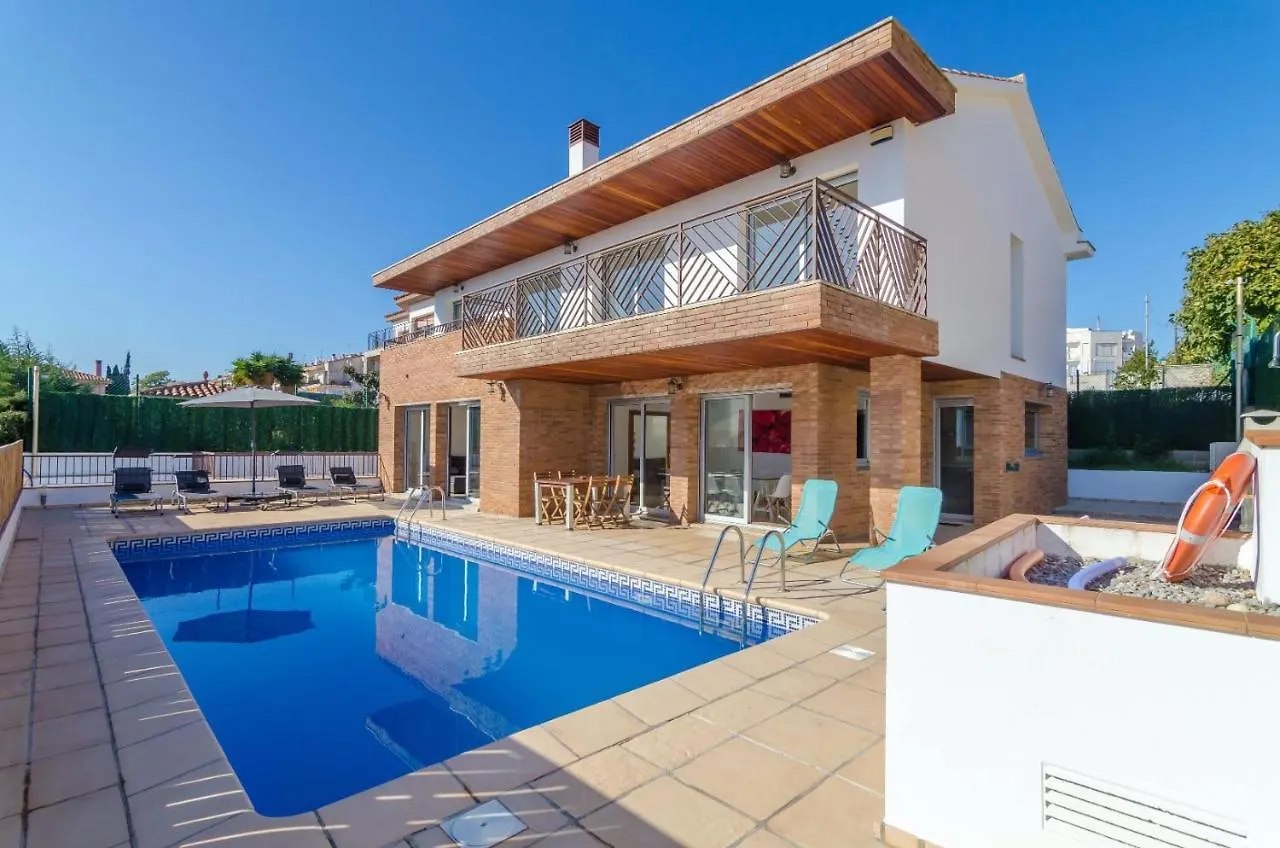 Club Villamar - Dorothy Blanes Villa